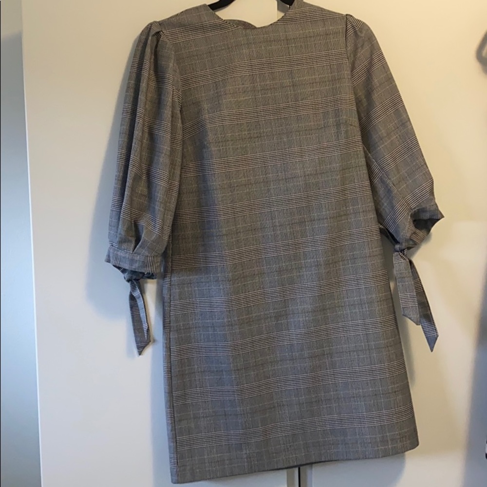 Grey dress!